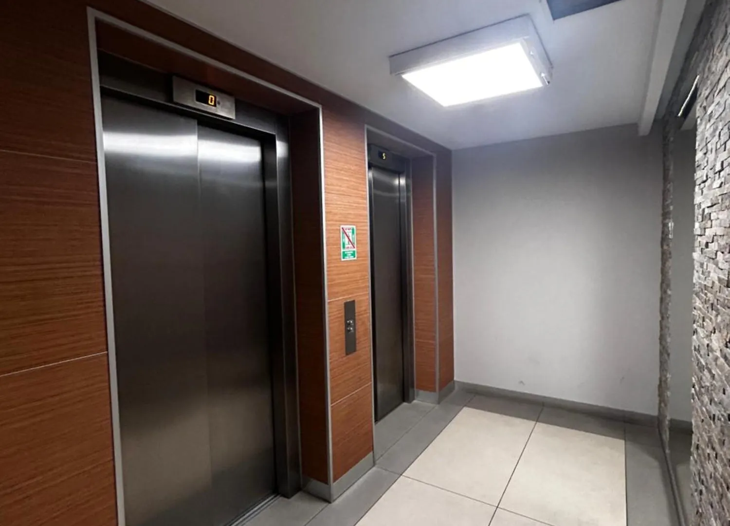 Apartament Podwale Odra Tower Rynek 15 Floor Wrocław 0*,