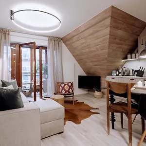 https://apartament-diament-w-centrum-z-balkonem.zakopanehotels.org